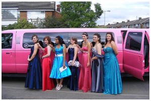 limousine and bridal party 